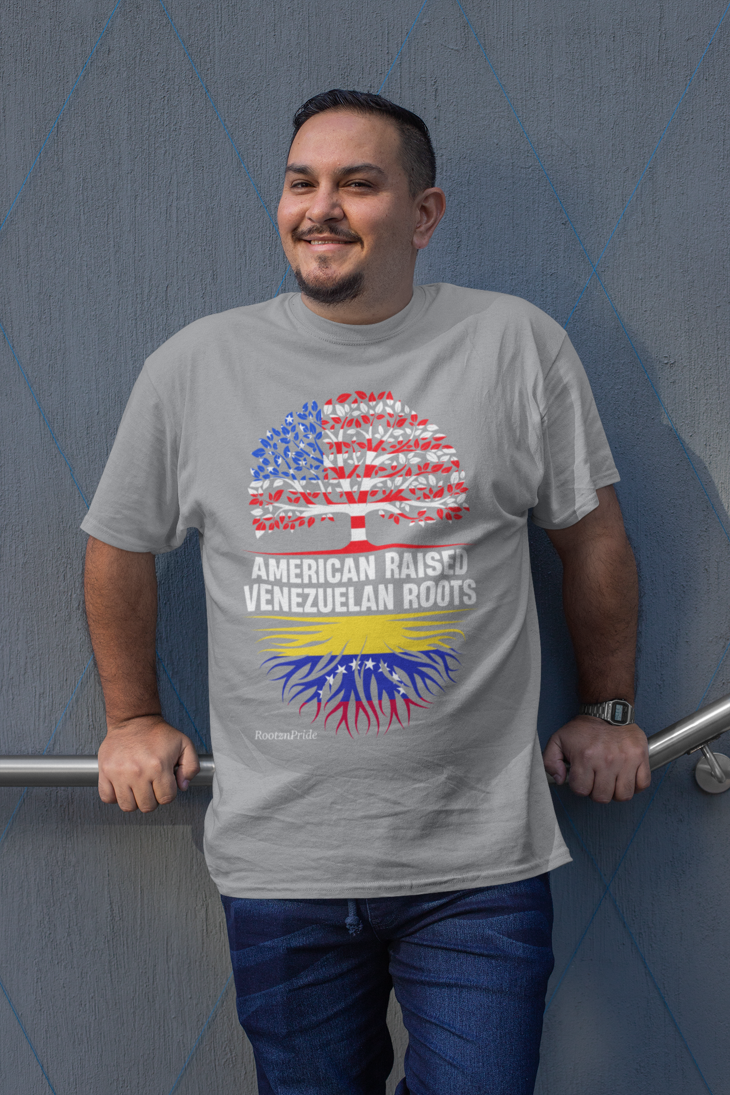 Venezuelan Roots Design 3: Unisex T-Shirt